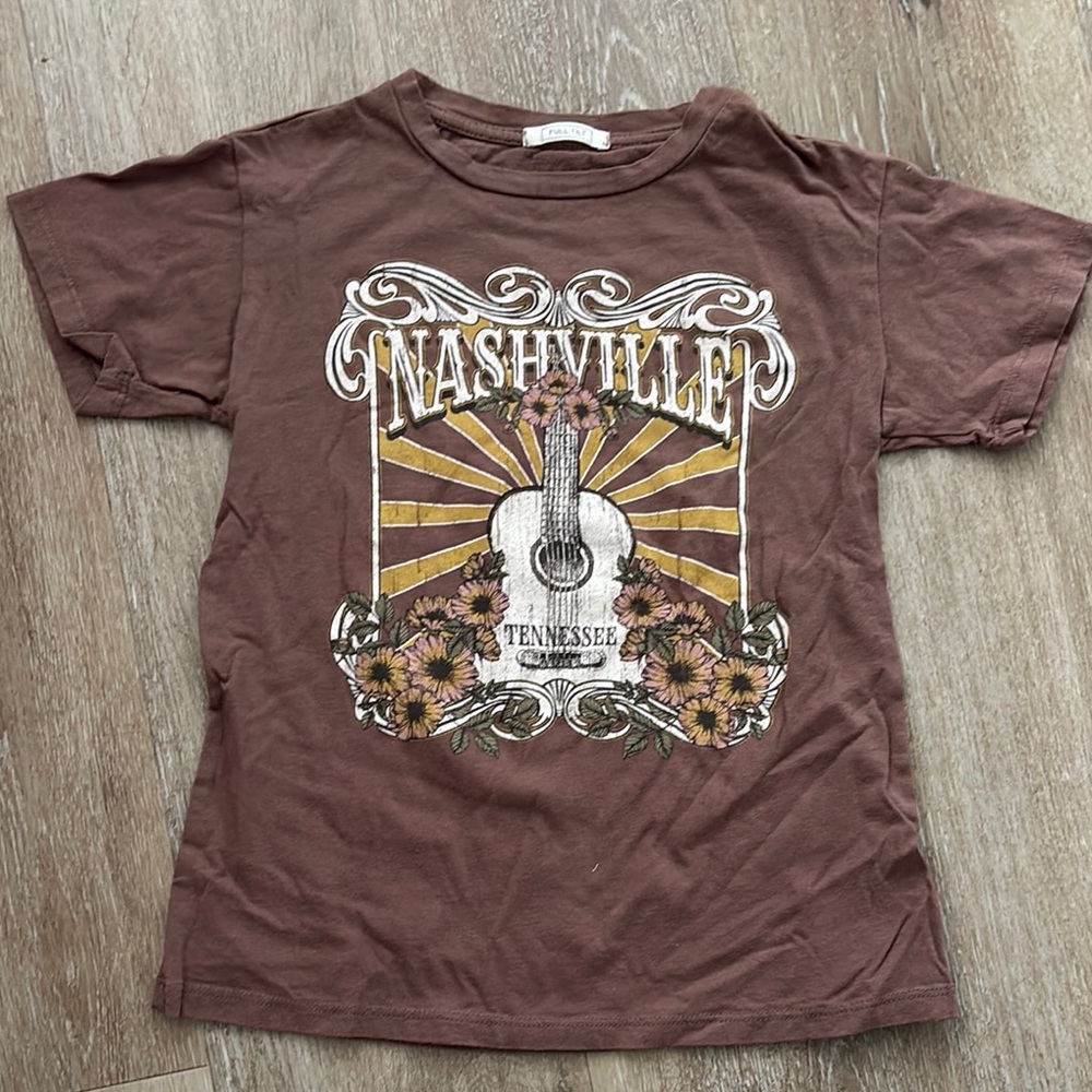 Brown Nashville Kids T-Shirt size s 10/12